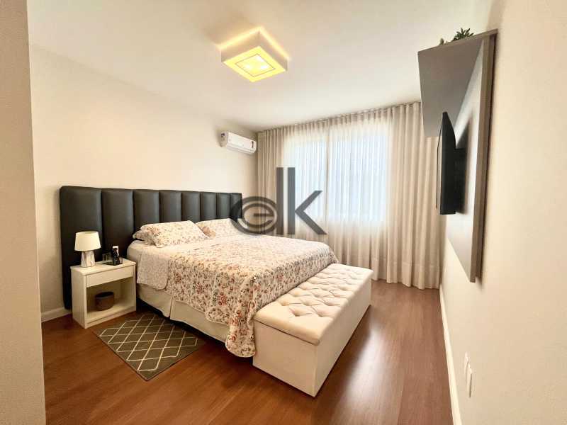 Casa 5 quartos à venda  Recreio dos Bandeirantes, Rio de Janeiro - R$ 3.800.000