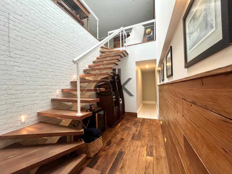 Ótima localização - EDK VENDE COB DUPLEX 4 SUÍTES NO JARDIM OCEÂNICO - BARRA DA TIJUCA - RJ - 8247