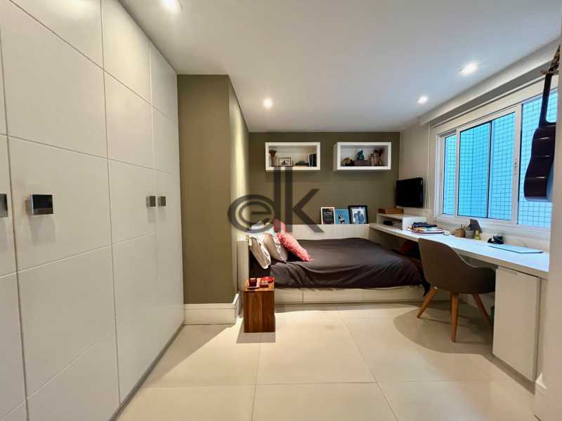 EDK VENDE COB DUPLEX 4 SUÍTES NO JARDIM OCEÂNICO - BARRA DA TIJUCA - RJ