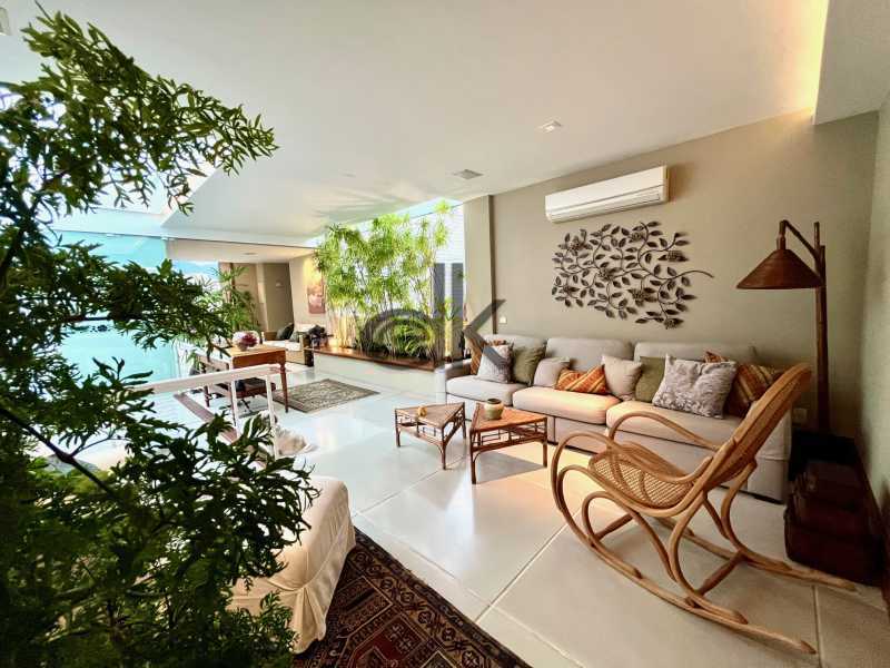 Ótima localização - EDK VENDE COB DUPLEX 4 SUÍTES NO JARDIM OCEÂNICO - BARRA DA TIJUCA - RJ - 8247