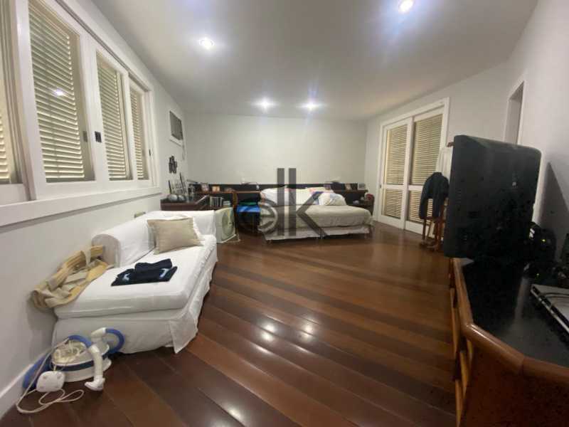EDK VENDE - LINDA COM 5 SUÍTES NO ITANHANGÁ - BARRA DA TIJUCA - RJ 