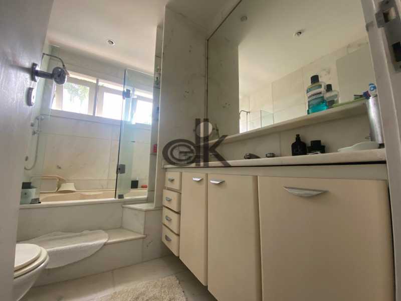 EDK VENDE - LINDA COM 5 SUÍTES NO ITANHANGÁ - BARRA DA TIJUCA - RJ 