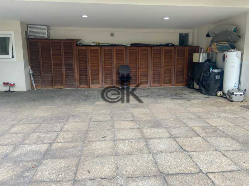 EDK VENDE - LINDA COM 5 SUÍTES NO ITANHANGÁ - BARRA DA TIJUCA - RJ 
