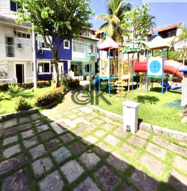 EDK VENDE - CASA EM CONDOMÍNIO NA PRAIA - BARRA DA TIJUCA - RJ 