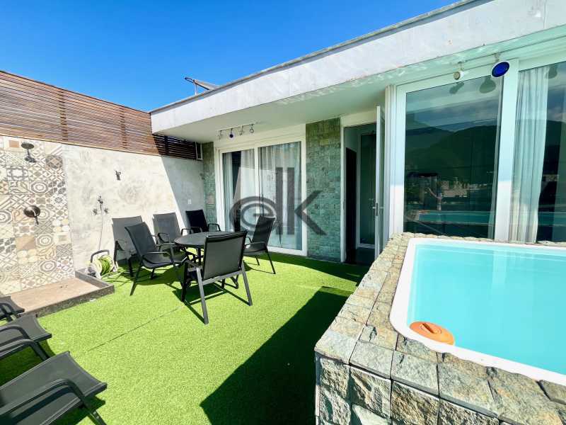 EDK - VENDE - EXCELENTE COB DUPLEX 4 QTOS(3 SUÍTES) NO JARDIM OCEÂNICO - BARRA DA TIJUCA - RJ