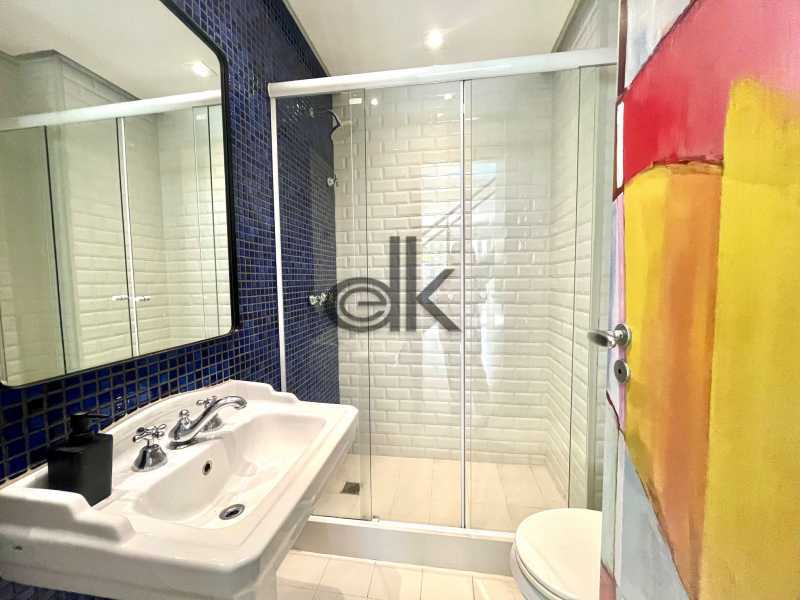 EDK - VENDE - EXCELENTE COB DUPLEX 4 QTOS(3 SUÍTES) NO JARDIM OCEÂNICO - BARRA DA TIJUCA - RJ