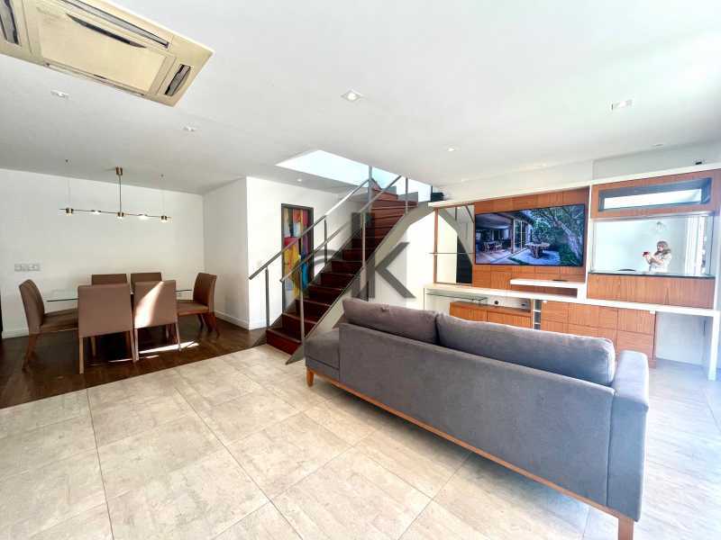 EDK - VENDE - EXCELENTE COB DUPLEX 4 QTOS(3 SUÍTES) NO JARDIM OCEÂNICO - BARRA DA TIJUCA - RJ