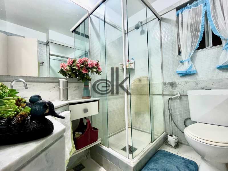 EDK VENDE EXCELENTE 2 QUARTOS TRANFORMADO EM 3 NO JARDIM OCEÂNICO - BARRA DA TIJUCA - RJ
