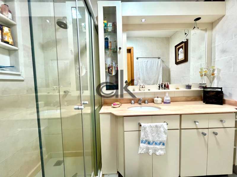 EDK VENDE EXCELENTE 2 QUARTOS TRANFORMADO EM 3 NO JARDIM OCEÂNICO - BARRA DA TIJUCA - RJ