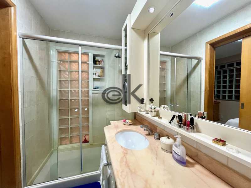 Imperdível - EDK VENDE EXCELENTE 2 QUARTOS TRANFORMADO EM 3 NO JARDIM OCEÂNICO - BARRA DA TIJUCA - RJ - 9032
