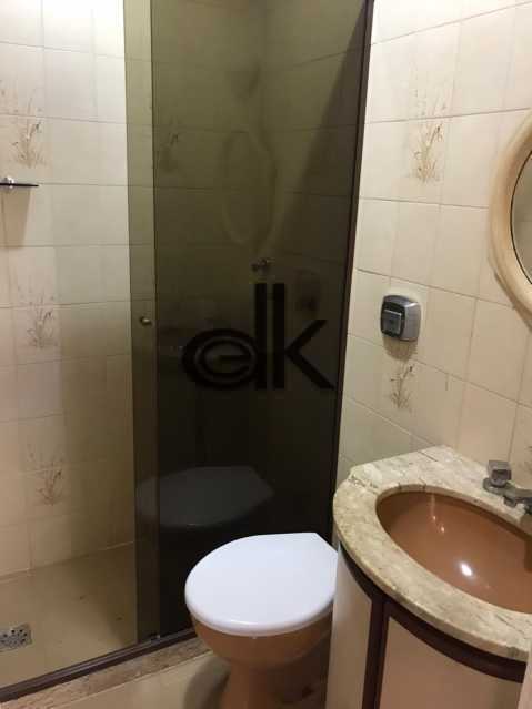 Ótima localização - EDK VENDE - ÓTIMO 2QTOS COM DEP. REVERTIDA - JARDIM OCEÂNICO - BARRA DA TIJUCA - RJ - 9045