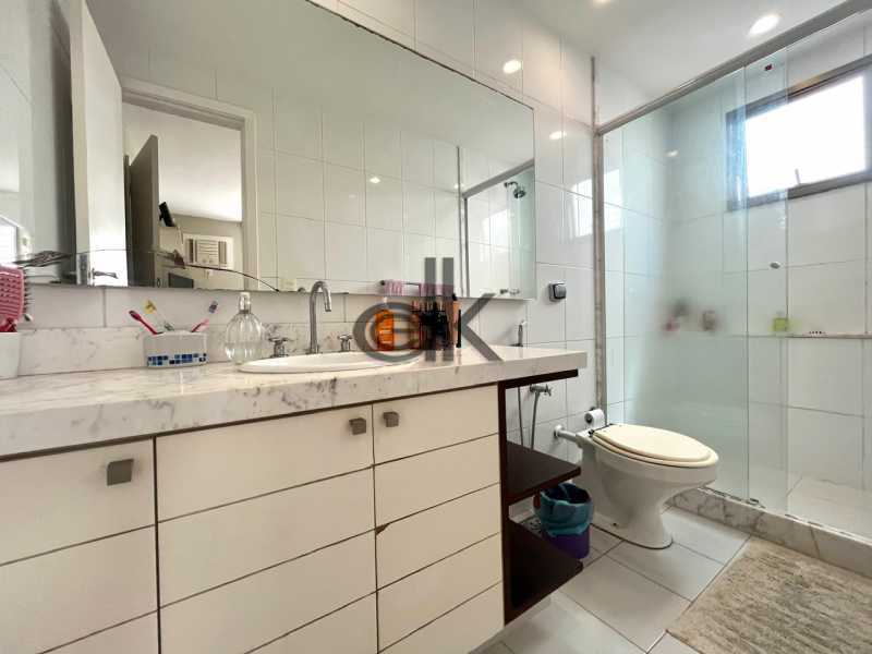 Ótima localização - EDK - VENDE EXCELENTE COB. DUPLEX 4 SUÍTES RUA NOBRE - JARDIM OCEÂNICO - BARRA DA TIJUCA - RJ - 9061