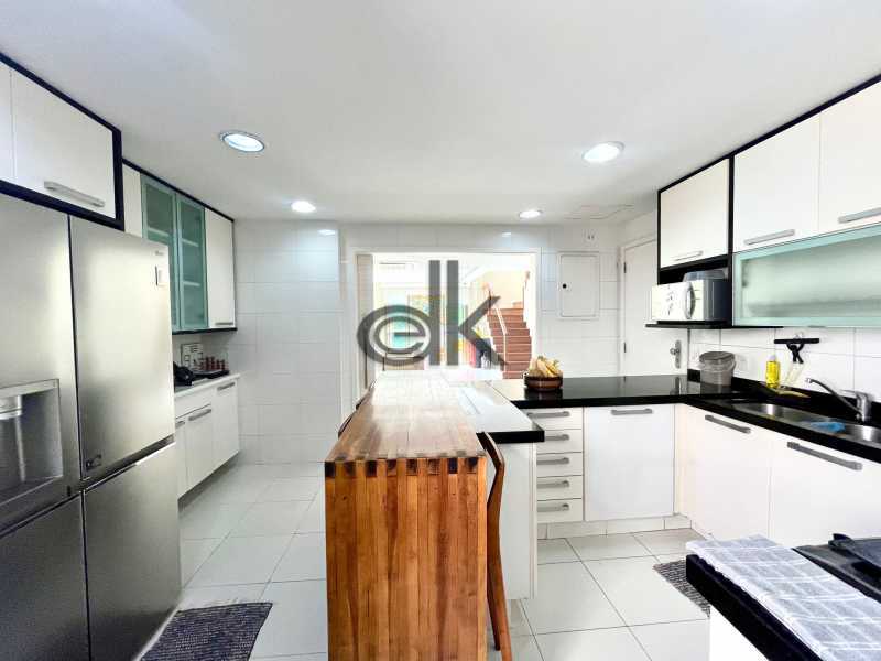 Ótima localização - EDK - VENDE EXCELENTE COB. DUPLEX 4 SUÍTES RUA NOBRE - JARDIM OCEÂNICO - BARRA DA TIJUCA - RJ - 9061