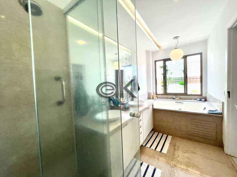 EDK - VENDE EXCELENTE COB. DUPLEX 4 SUÍTES RUA NOBRE - JARDIM OCEÂNICO - BARRA DA TIJUCA - RJ