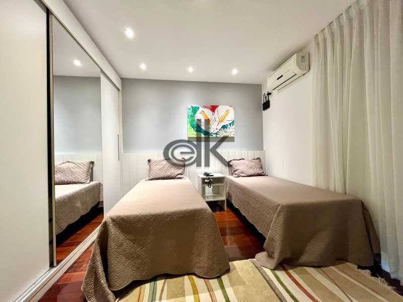 EDK VENDE EXCELENTE COB. DUPLEX 5 SUÍTES - JARDIM OCEÂNICO - BARRA DA TIJUCA - RJ