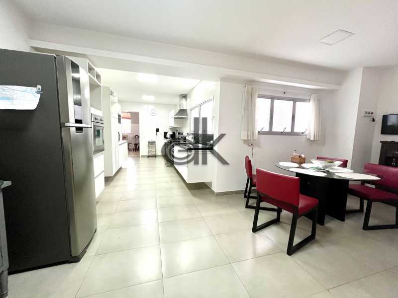 EDK VENDE EXCELENTE COB. DUPLEX 5 SUÍTES - JARDIM OCEÂNICO - BARRA DA TIJUCA - RJ