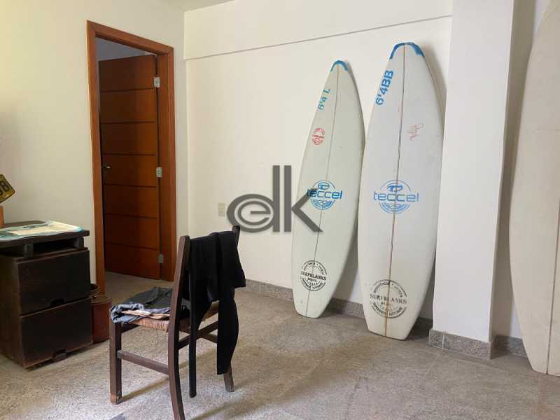 EDK - VENDE ÓTIMA COB. DUPLEX 4QTOS (3 SUÍTES) - RECREIO DOS BANDEIRANTES - RJ