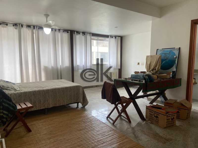EDK - VENDE ÓTIMA COB. DUPLEX 4QTOS (3 SUÍTES) - RECREIO DOS BANDEIRANTES - RJ