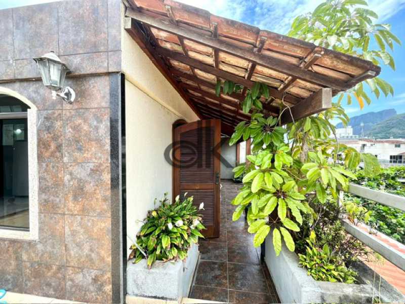 EDK VENDE - COBERTURA DUPLEX 3 QUARTOS (2 SUÍTES) + ESCRITÓRIO - JARDIM OCEÂNICO - BARRA DA TIJUCA - RJ