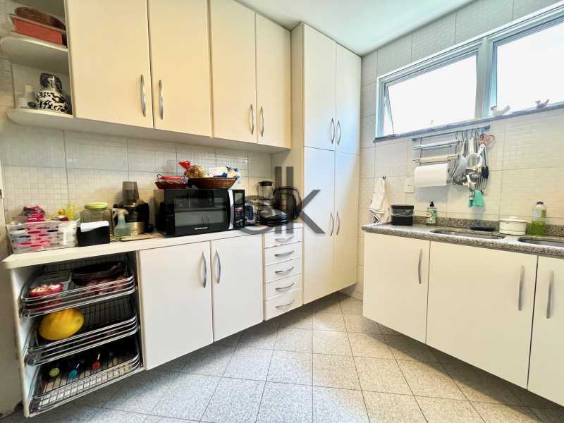 Ótima localização - EDK VENDE - ÓTIMA COBERTURA 3 QUARTOS (1SUÍTE) - JARDIM OCEÂNICO - BARRA DA TIJUCA - RJ - 9094