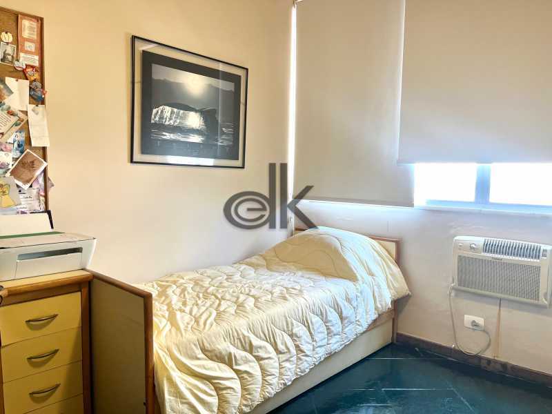EDK VENDE - ÓTIMA COBERTURA 3 QUARTOS (1SUÍTE) - JARDIM OCEÂNICO - BARRA DA TIJUCA - RJ