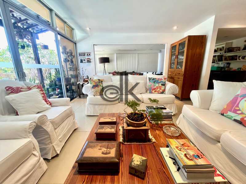 EDK VENDE - ÓTIMA COBERTURA 3 QUARTOS (1SUÍTE) - JARDIM OCEÂNICO - BARRA DA TIJUCA - RJ