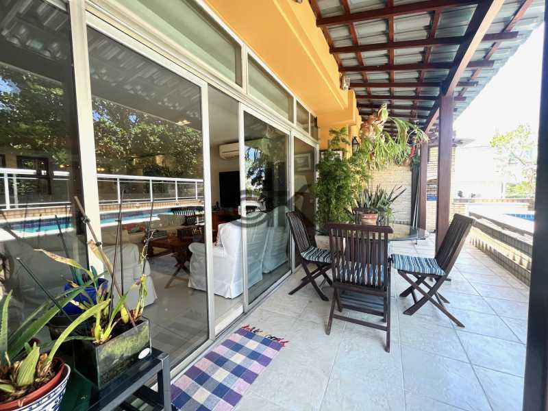 EDK VENDE - ÓTIMA COBERTURA 3 QUARTOS (1SUÍTE) - JARDIM OCEÂNICO - BARRA DA TIJUCA - RJ