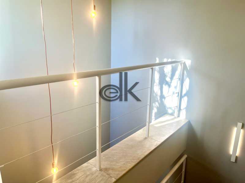 Ótima localização - EDK VENDE - COBERTURA DUPLEX - JARDIM OCEÂNICO - BARRA DA TIJUCA - RJ - 9097