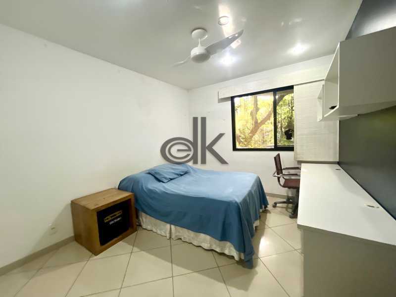 Ótima localização - EDK VENDE - COBERTURA DUPLEX - JARDIM OCEÂNICO - BARRA DA TIJUCA - RJ - 9097
