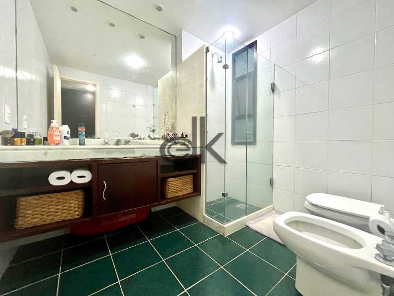 EDK  VENDE - COBERTURA DUPLEX - JARDIM OCEÂNICO - BARRA DA TIJUCA - RJ