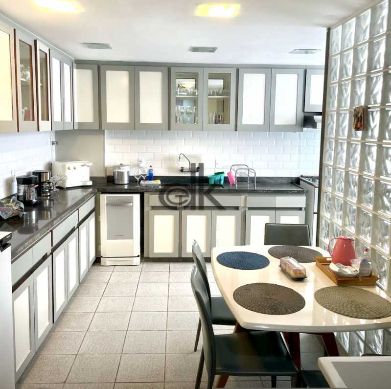 EDK VENDE - COBERTURA DUPLEX - JARDIM OCEÂNICO - QUADRA PRAIA - SEGURANÇA 24HS - RJ. 