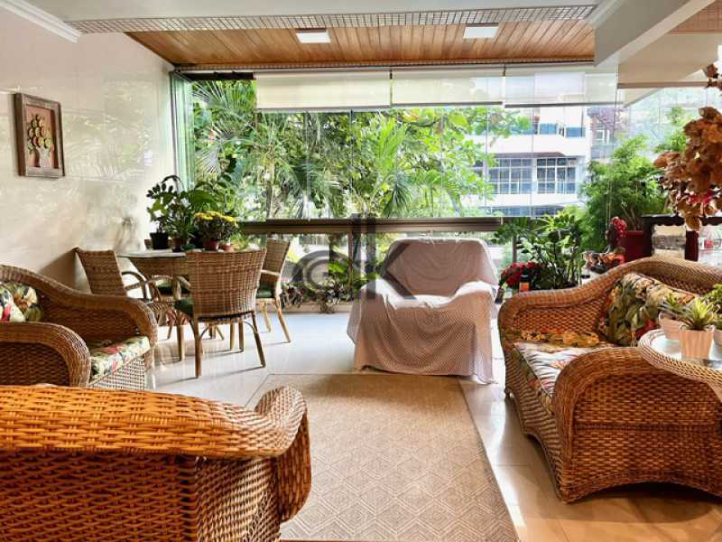 EDK VENDE - 3 QUARTOS 180M² - QUADRISSIMA DA PRAIA - JARDIM OCEÂNICO - RJ