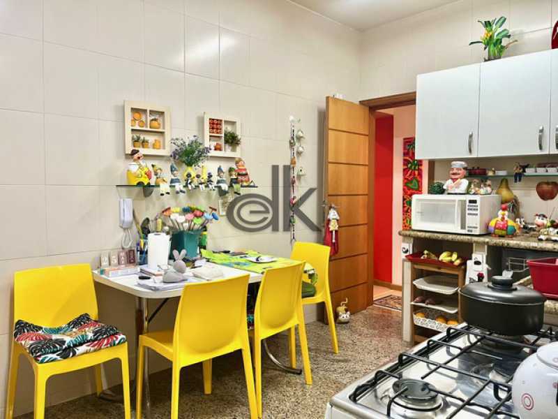 EDK VENDE - 3 QUARTOS 180M² - QUADRISSIMA DA PRAIA - JARDIM OCEÂNICO - RJ