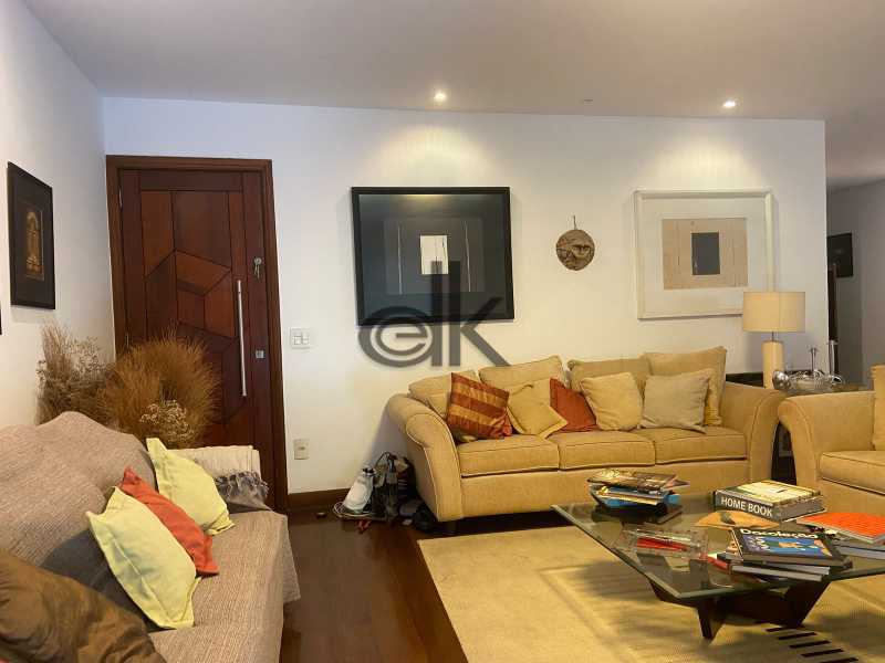 EDK VENDE - APARTAMENTO 3 QUARTOS (1 SUÍTE) + DEPENDÊNCIA REVERTIDA - JARDIM OCEÂNICO - BARRA DA TIJUCA - RJ