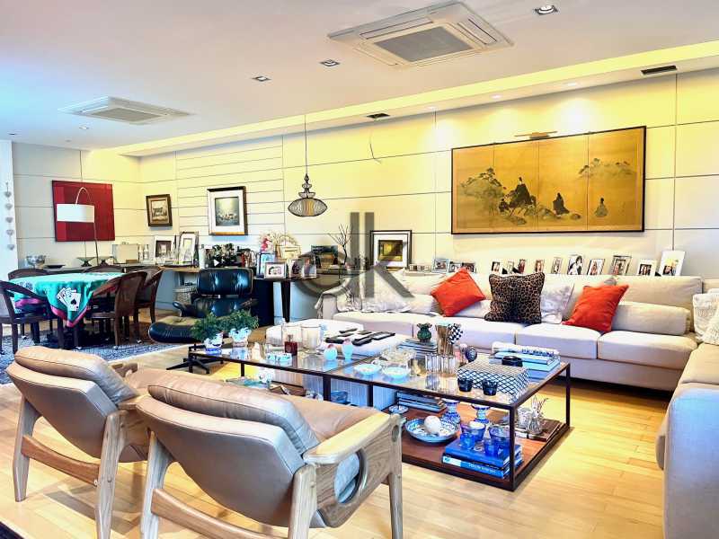 Ótima localização - EDK VENDE MARAVILHOSA COBERTURA DUPLEX - JARDIM OCEÂNICO - BARRA DA TIJUCA - RJ - 1029