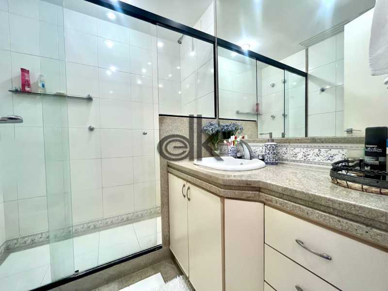 EDK VENDE MARAVILHOSA COBERTURA DUPLEX - JARDIM OCEÂNICO - BARRA DA TIJUCA - RJ