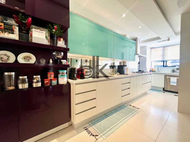 EDK VENDE LINDÍSSIMA COB. NO VARANDAS DO ATLÂNTICO - BARRA DA TIJUCA - RJ