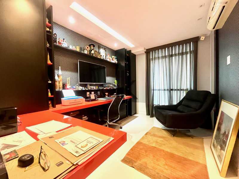 EDK VENDE LINDÍSSIMA COB. NO VARANDAS DO ATLÂNTICO - BARRA DA TIJUCA - RJ