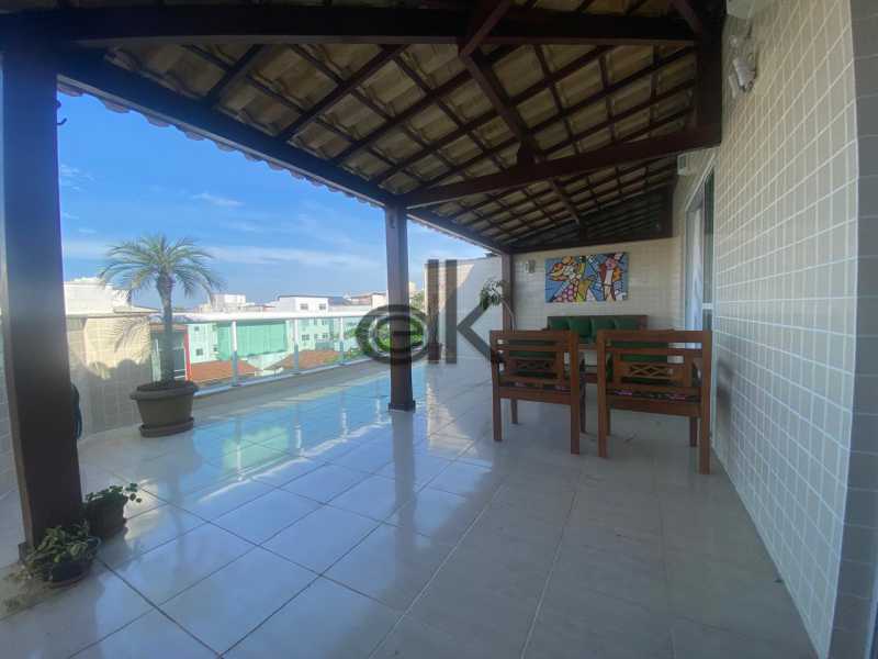 EDK VENDE - EXCELENTE COB. 3QTOS(2SUÍTES) COM 275M² - RECREIO DOS BANDEIRANTES