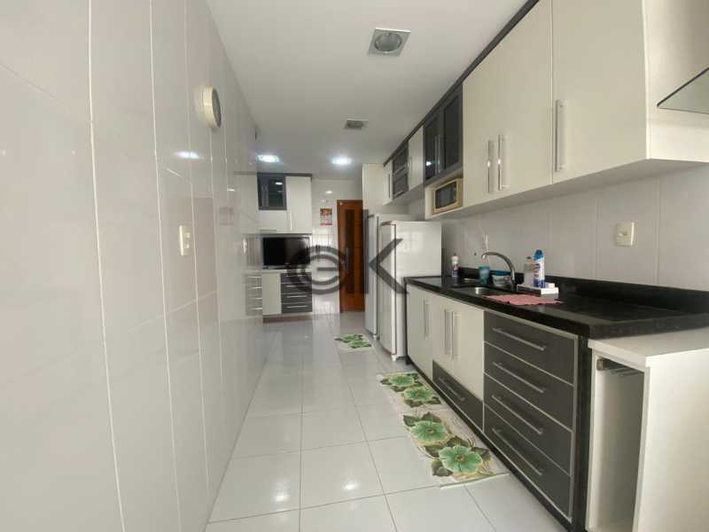 EDK VENDE - EXCELENTE COB. 3QTOS(2SUÍTES) COM 275M² - RECREIO DOS BANDEIRANTES