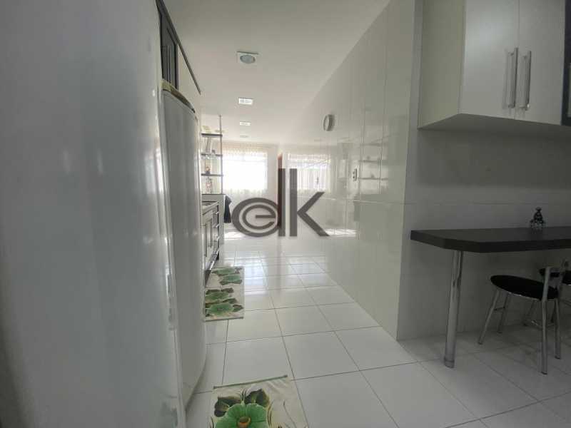 EDK VENDE - EXCELENTE COB. 3QTOS(2SUÍTES) COM 275M² - RECREIO DOS BANDEIRANTES