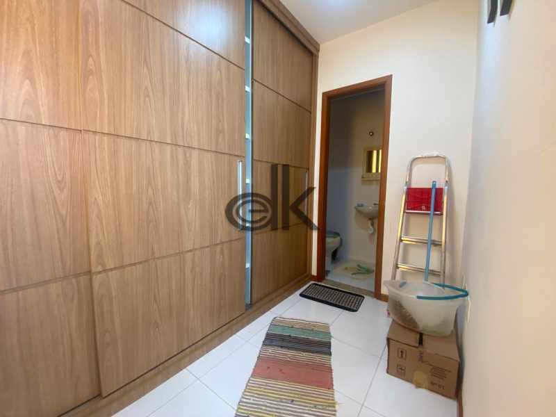 EDK VENDE - EXCELENTE COB. 3QTOS(2SUÍTES) COM 275M² - RECREIO DOS BANDEIRANTES
