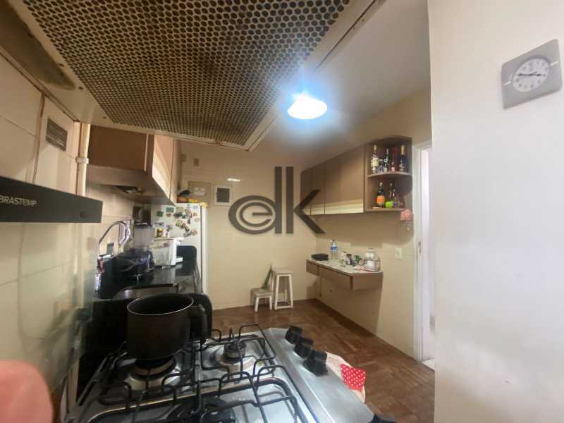 EDK VENDE - JARDIM OCEÂNICO - COBERTURA LINEAR 4 QUARTOS (1SUÍTE) - BARRA DA TIJUCA - RJ