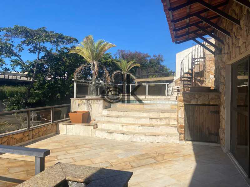 Imperdível - EDK VENDE - COBERTURA DUPLEX - 4 QUARTOS (1SUÍTE) + DEPENDÊNCIA - JARDIM OCEÂNICO - BARRA DA TIJUCA -RJ - 1052