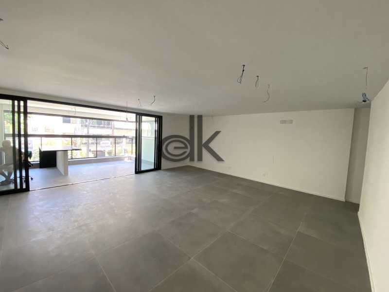 EDK VENDE - QUADRA DA PRAIA 4 SUÍTES - JARDIM OCEÂNICO - BARRA DA TIJUCA -RJ