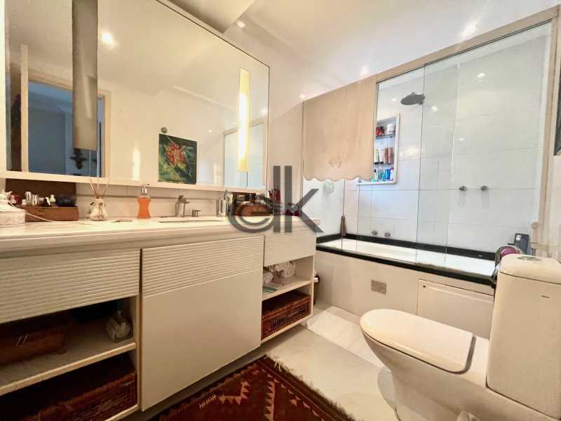 EDK VENDE - CASA EM CONDOMÍNIO - 235M² - RECREIO DOS BANDEIRANTES - 4 SUÍTES + SÓTÃO - RJ
