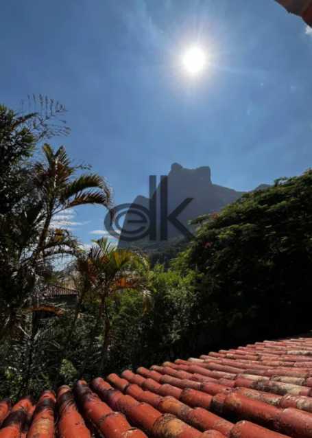 EDK VENDE - LINDA CASA DUPLEX 5 QTOS (2 SUÍTES) - 875M² - SÃO CONRADO - RJ