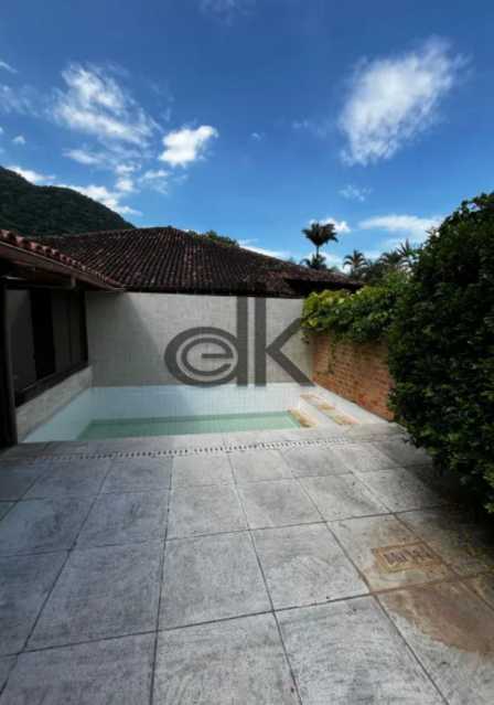 EDK VENDE - LINDA CASA DUPLEX 5 QTOS (2 SUÍTES) - 875M² - SÃO CONRADO - RJ