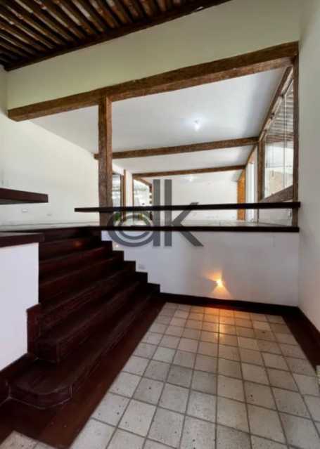 EDK VENDE - LINDA CASA DUPLEX 5 QTOS (2 SUÍTES) - 875M² - SÃO CONRADO - RJ