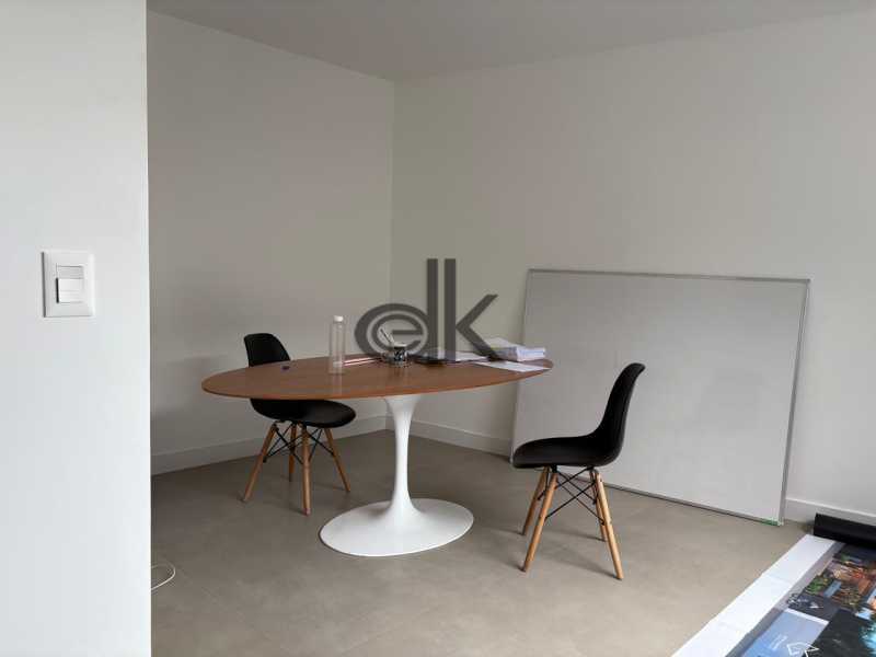 PRÓXIMA À PRAIA - EDK VENDE - COBERT. DUPLEX COM SUÍTES - JARDIM OCEÂNICO - BARRA DA TIJUCA - RJ - 1130
